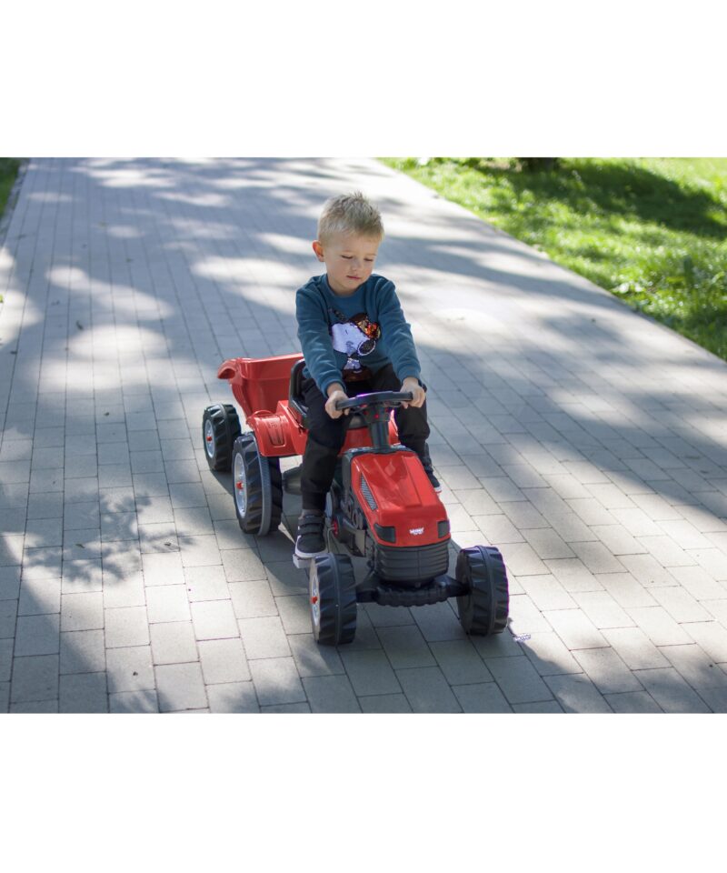 Traktor mänguasjade vedamiseks