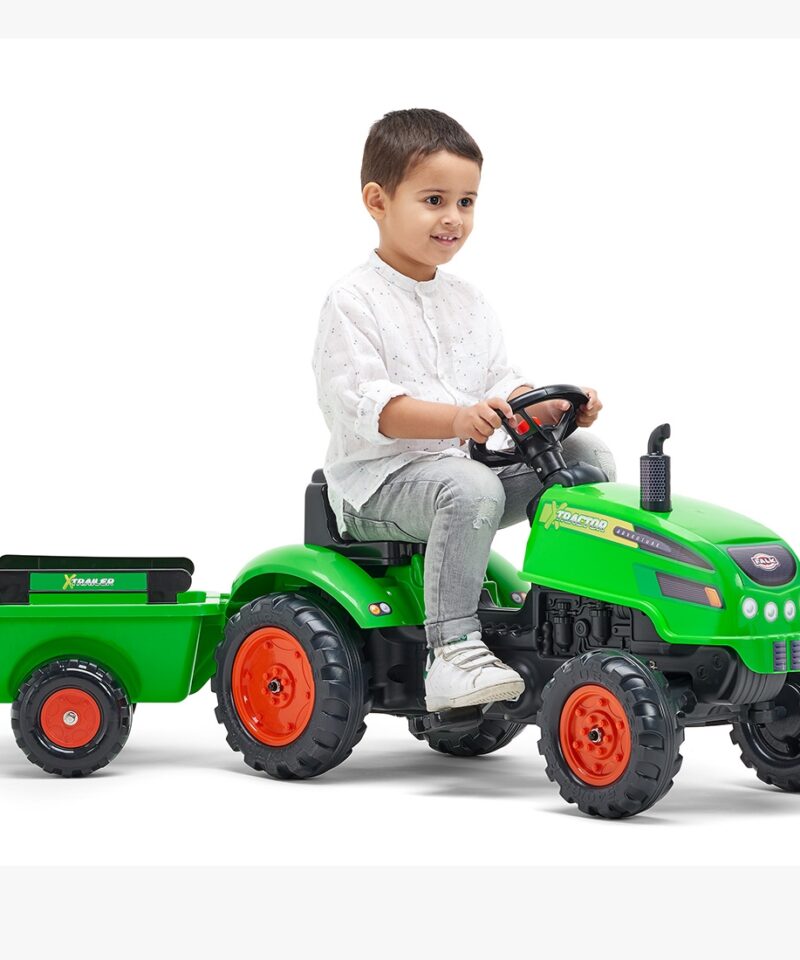 Turvaline mängutraktor lastele