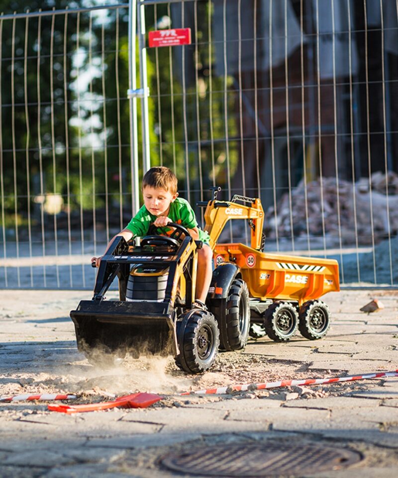 Turvaline ja vastupidav laste traktor