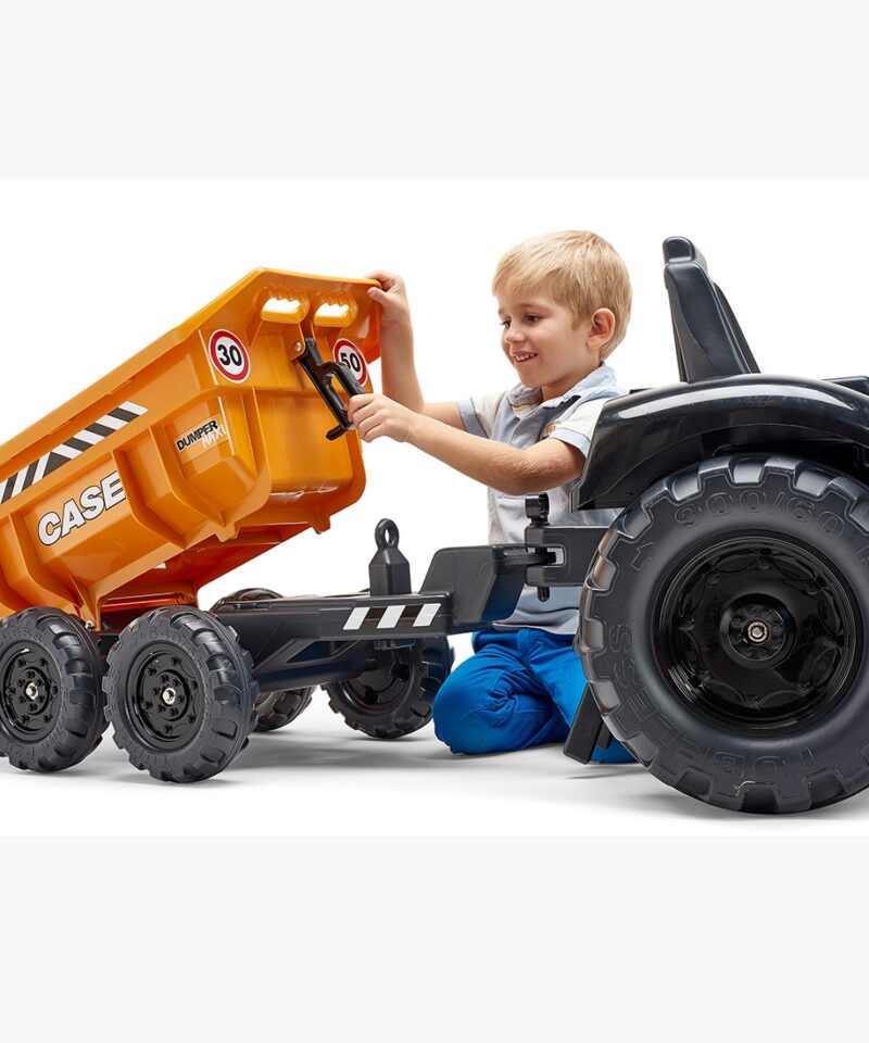 Eemaldatava haagisega mängutraktor