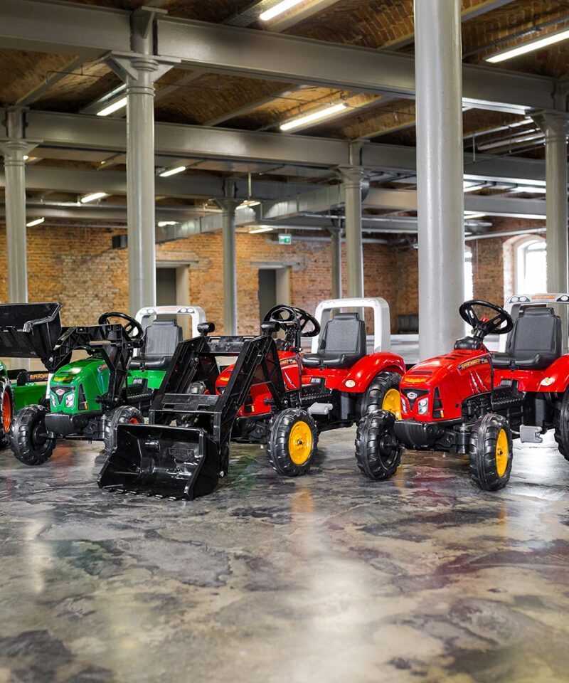 Lastele mõeldud pedaaltraktor