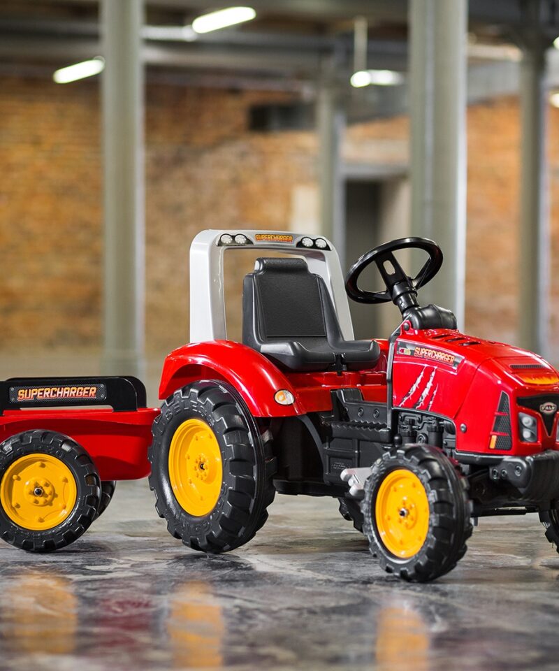 Pedaaltraktor arendab motoorikat