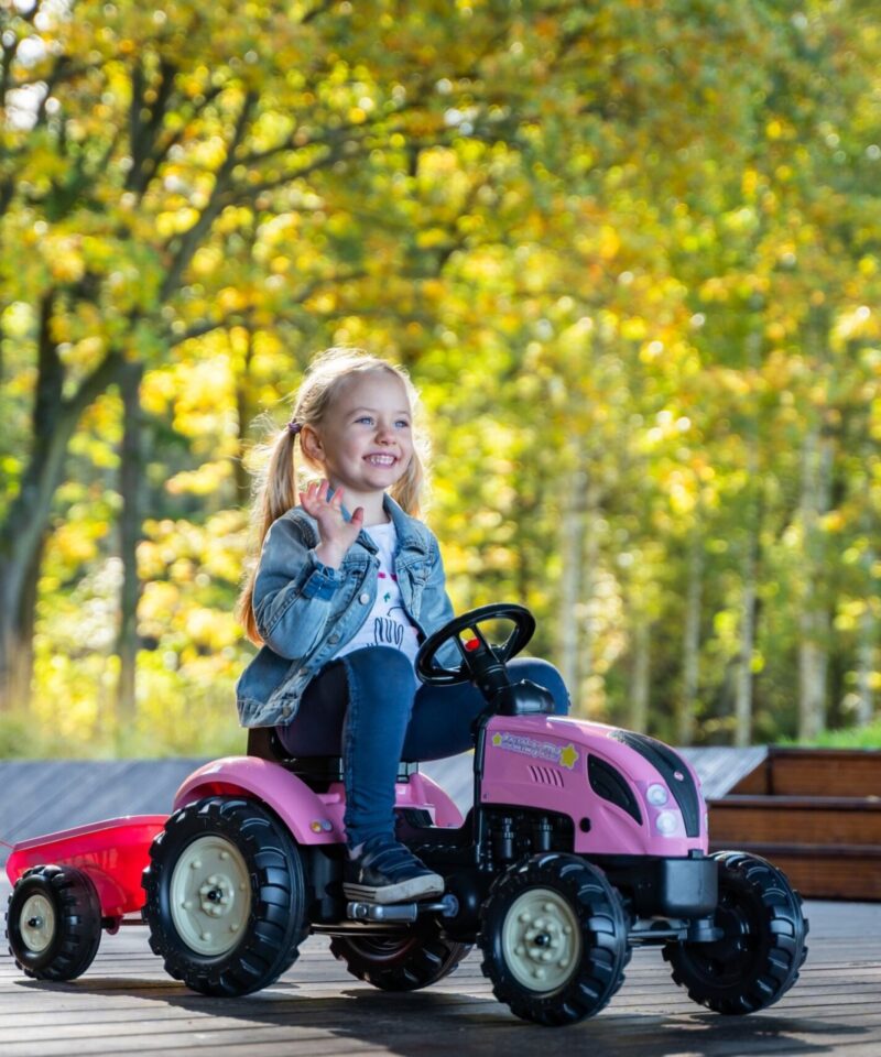 Roosa traktor väikestele traktoristidele