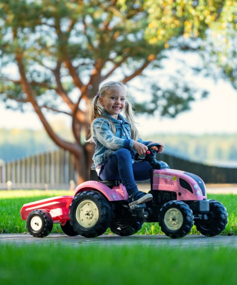 Roosa traktor väikestele traktoristidele