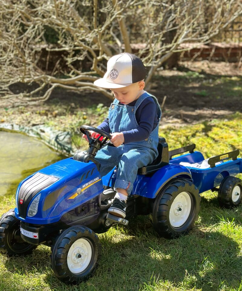 Kvaliteetsed plastikust rattad traktoril
