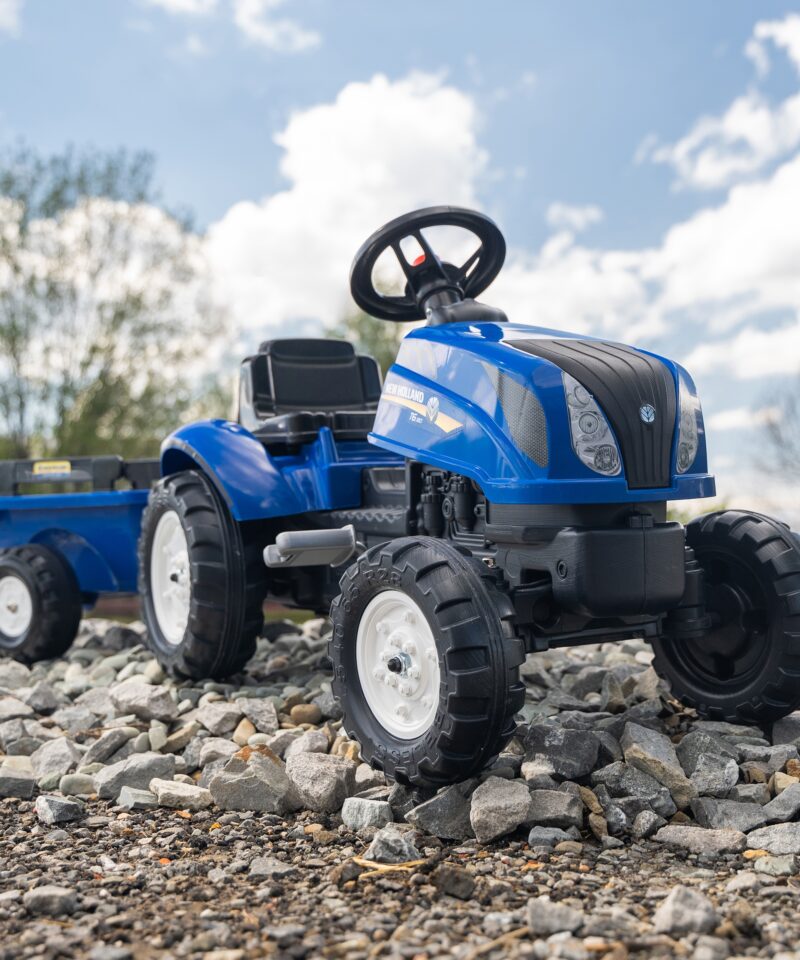 Kvaliteetsed plastikust rattad traktoril