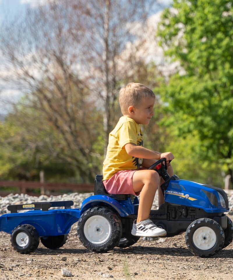 Kvaliteetsed plastikust rattad traktoril