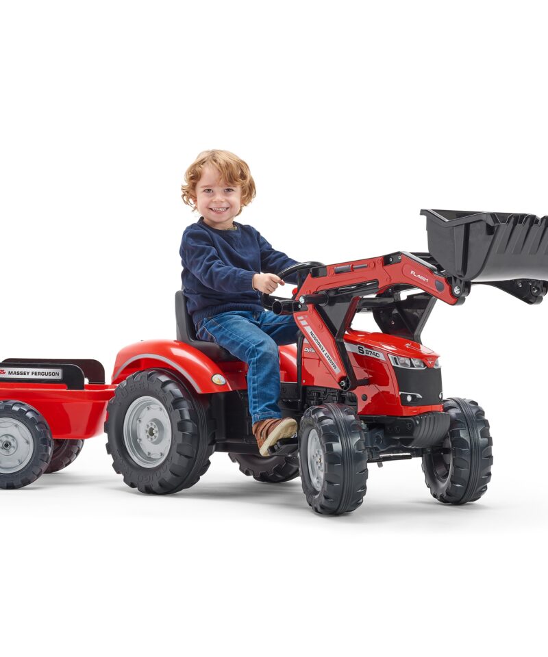 Traktor koos signaaliga rooliga