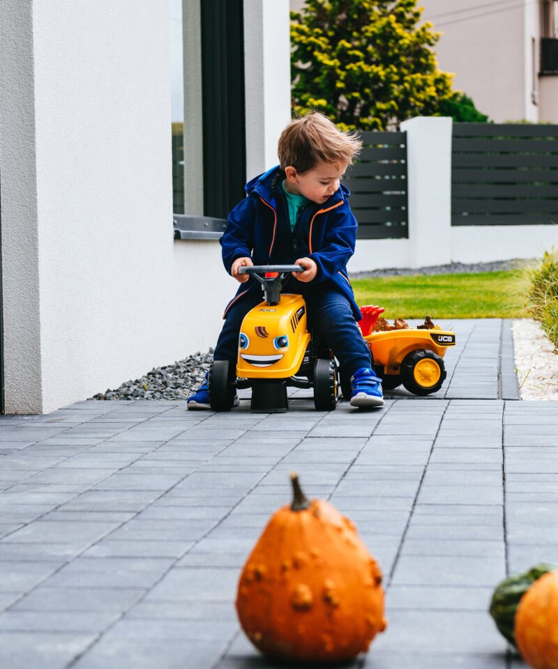 Eemaldatav järelkäru traktorile