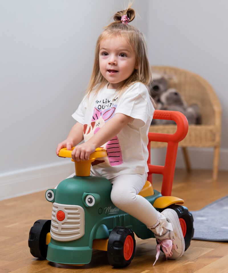 Keskkonnasõbralik traktor lastele