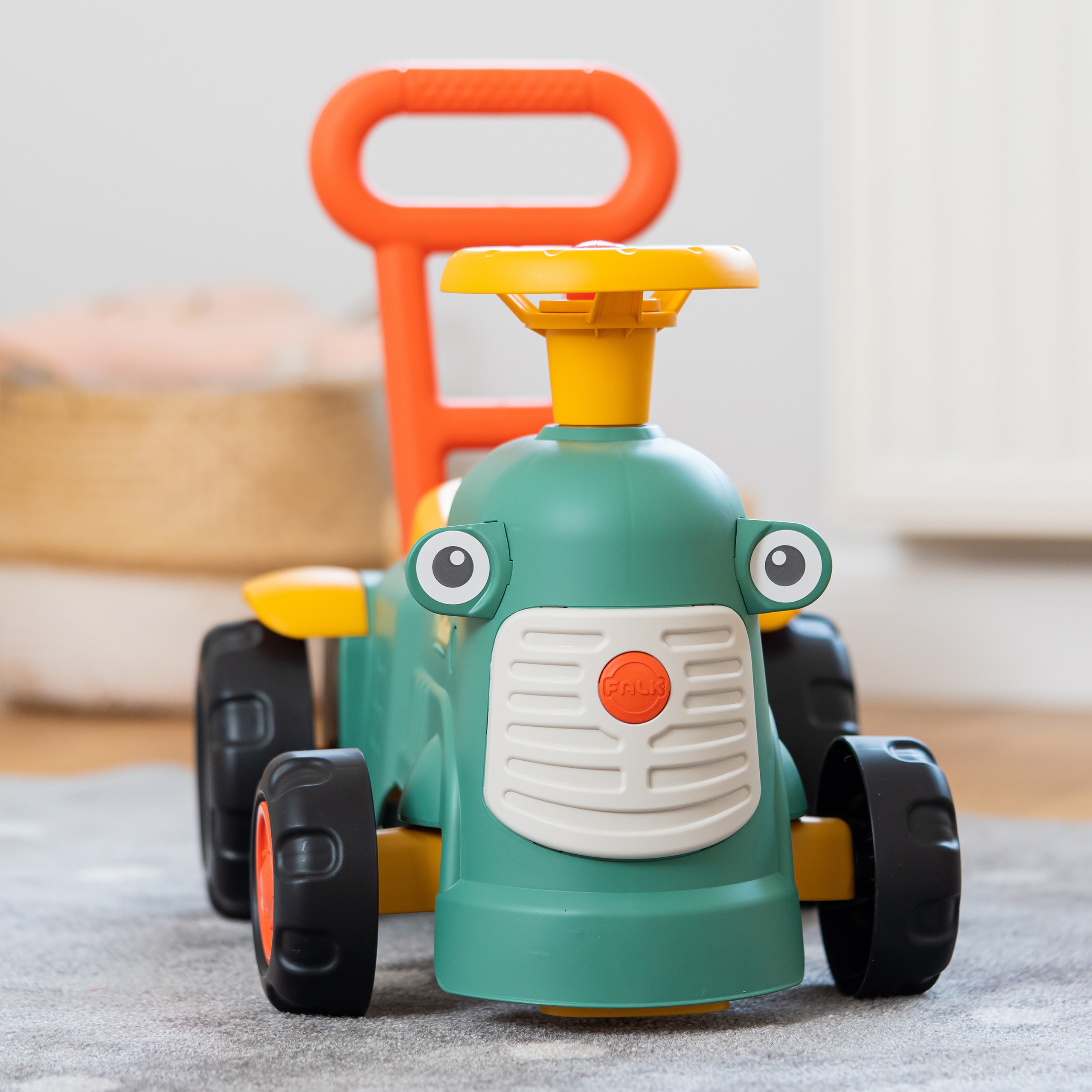 Lastele mõeldud vastupidav traktor