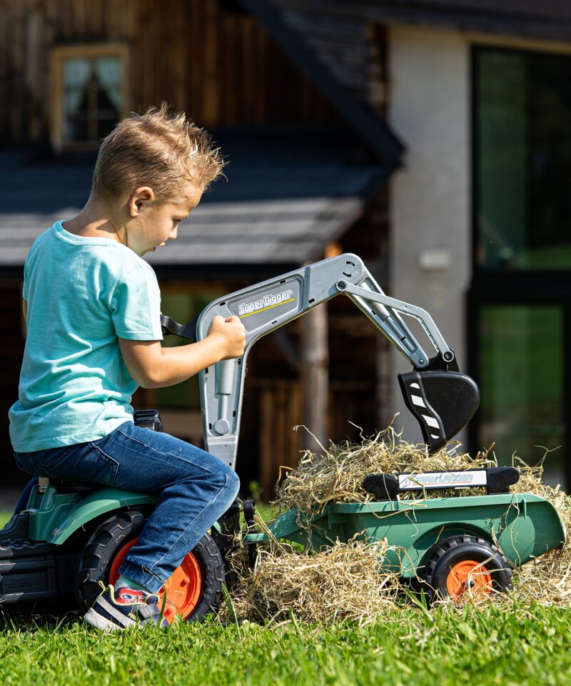 Kvaliteetne pedaalidega traktor lastele
