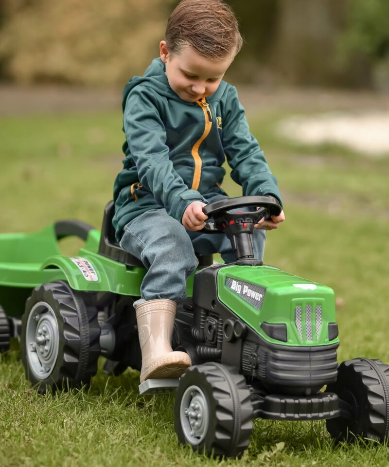 Lihtsasti kokkupandav laste traktor