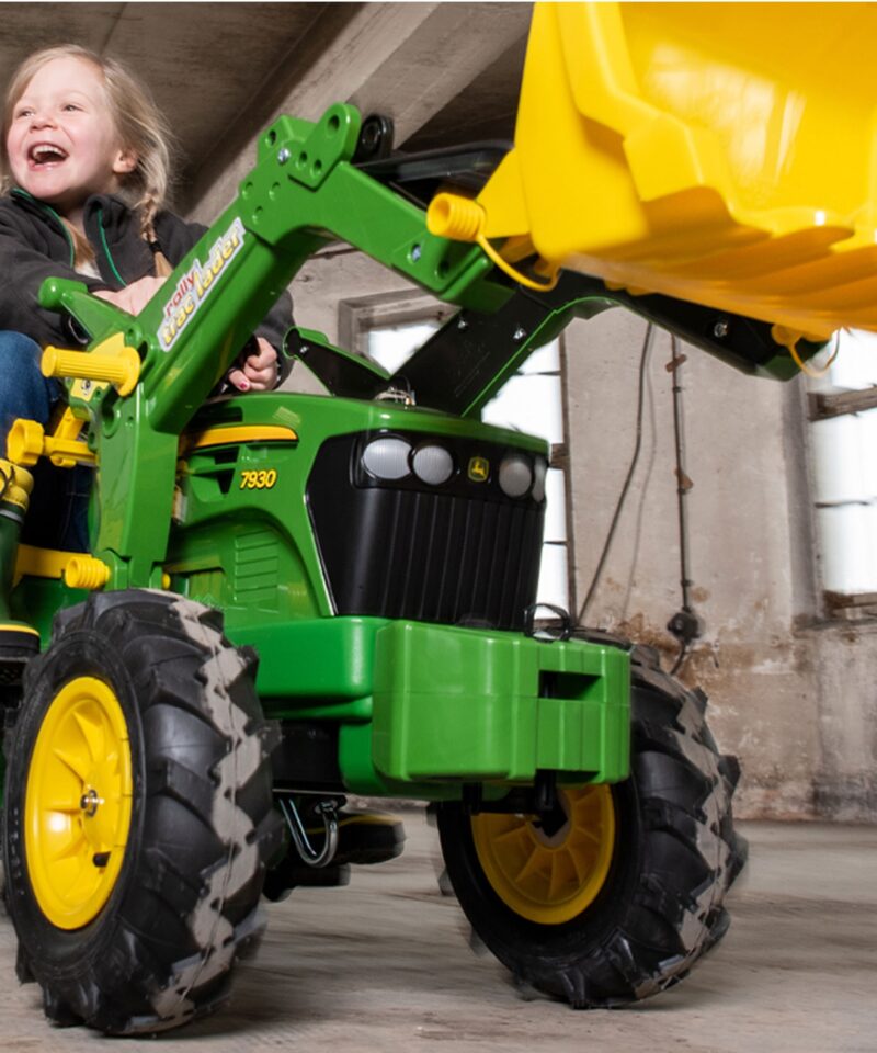 Laste traktor loovaks mänguks