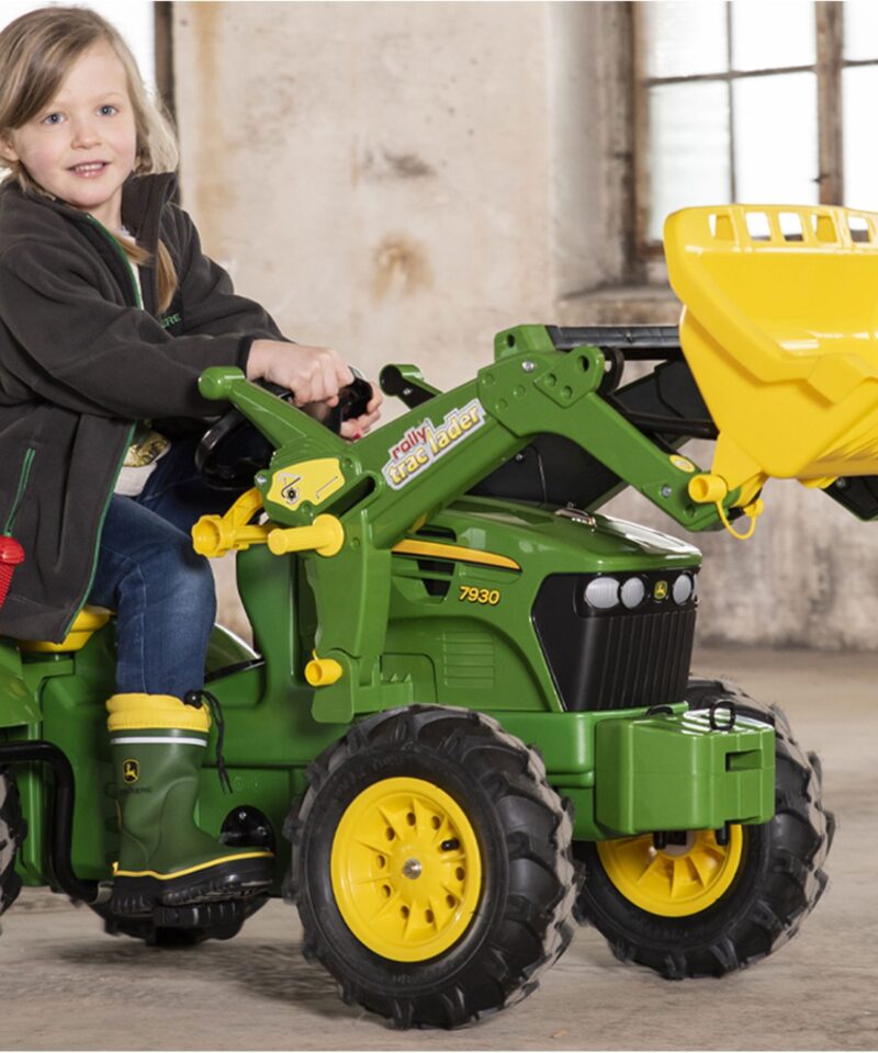 Laste traktor loovaks mänguks