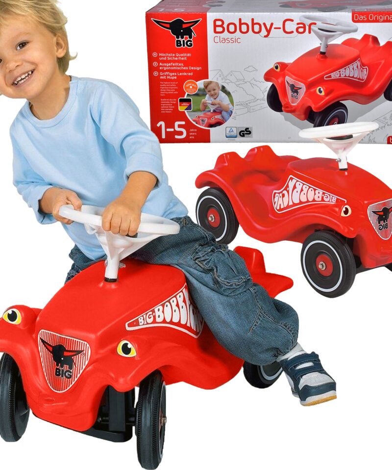 Laste klassikaline sõiduk punases värvitoonis