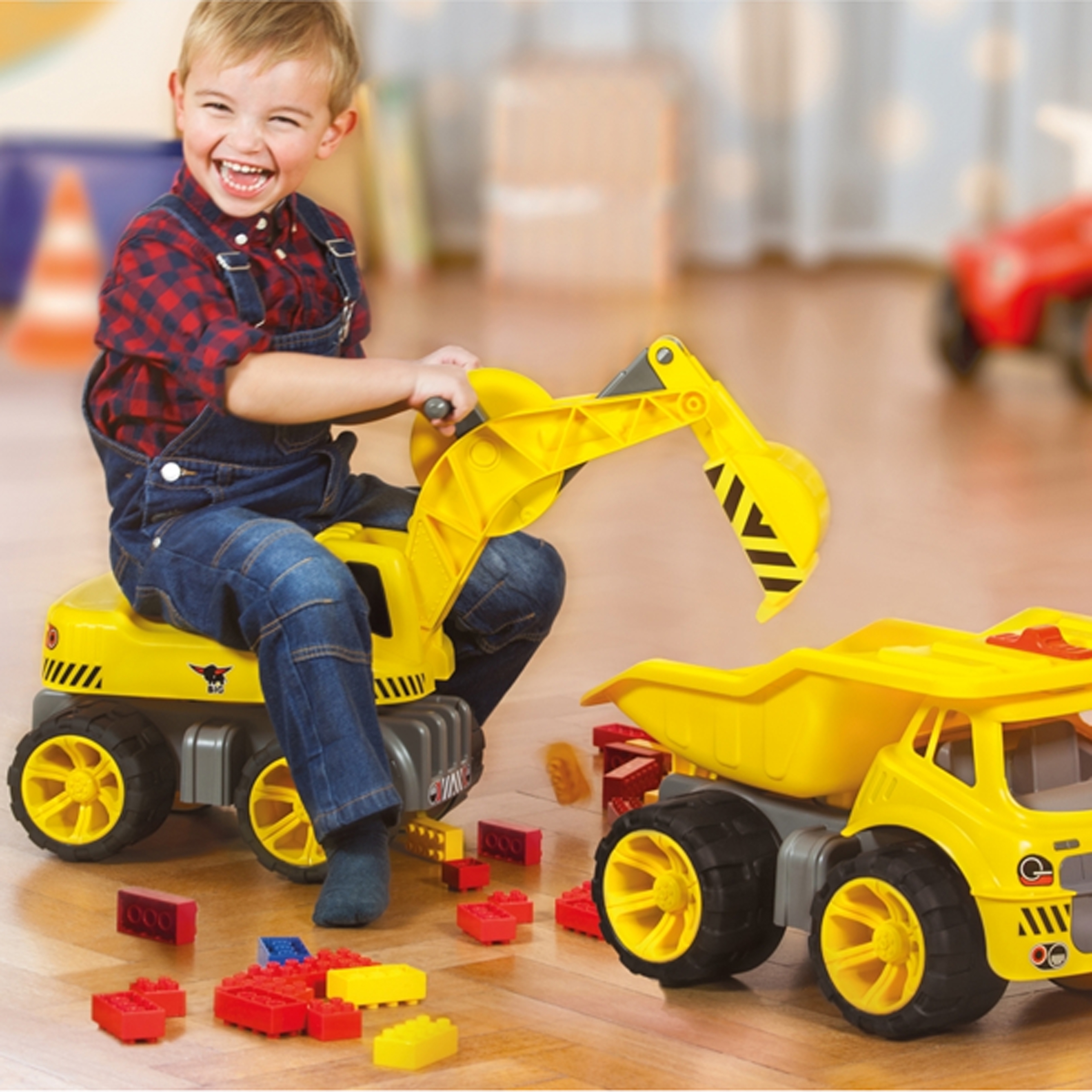 Pehmed kummist rattad mängusõidukil