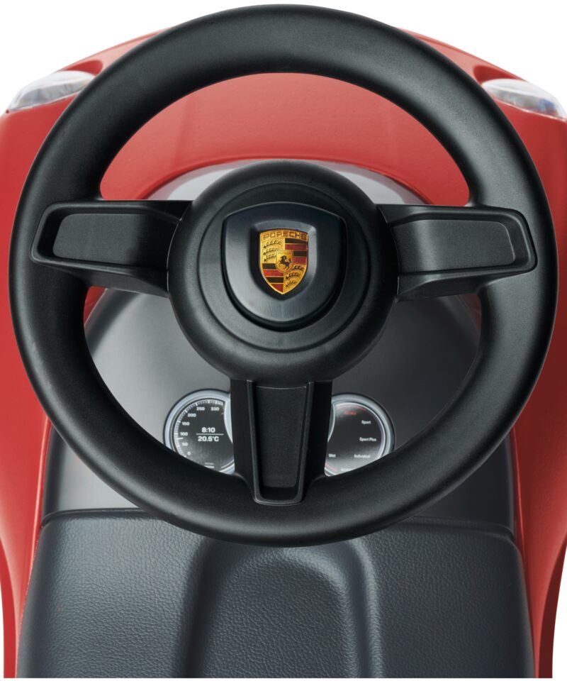 Ergonomiline rooliga laste sõiduauto