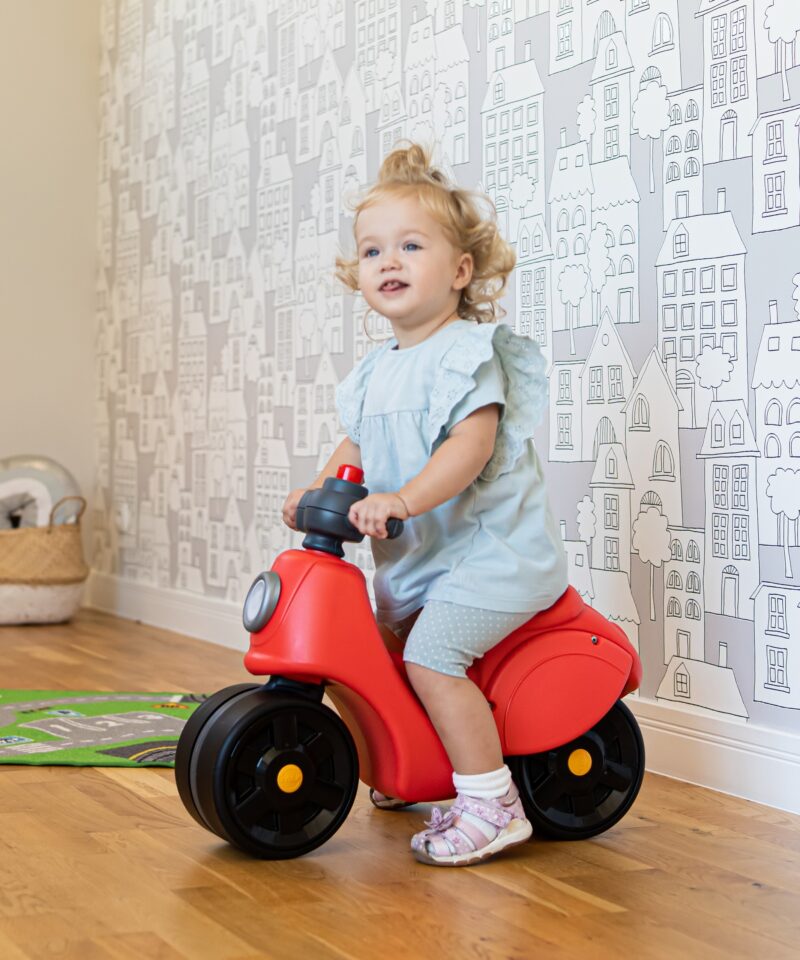 Lasteroller suurte ja vaiksete ratastega