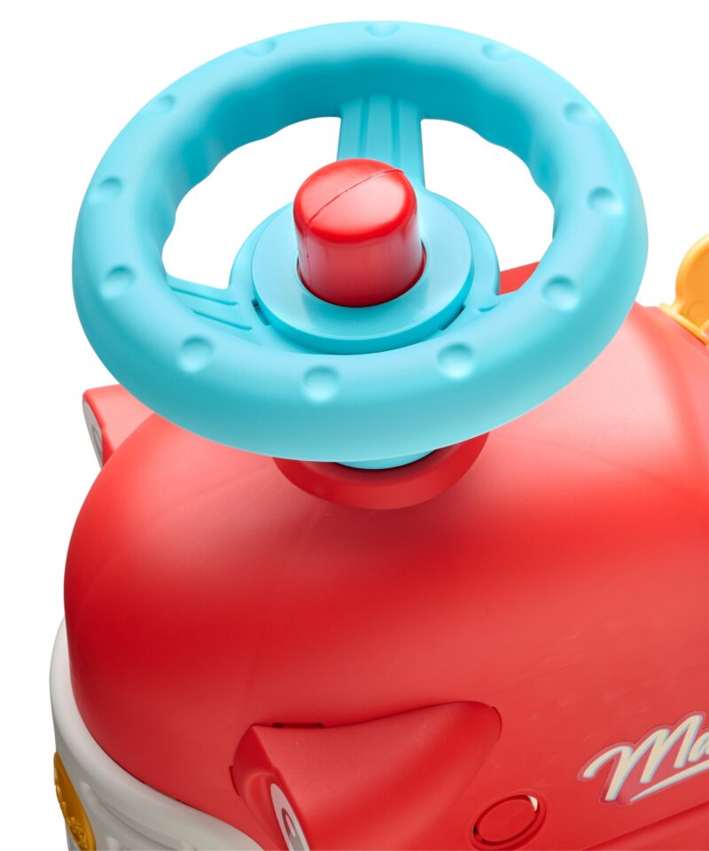 Lõbus traktor koos signaaliga