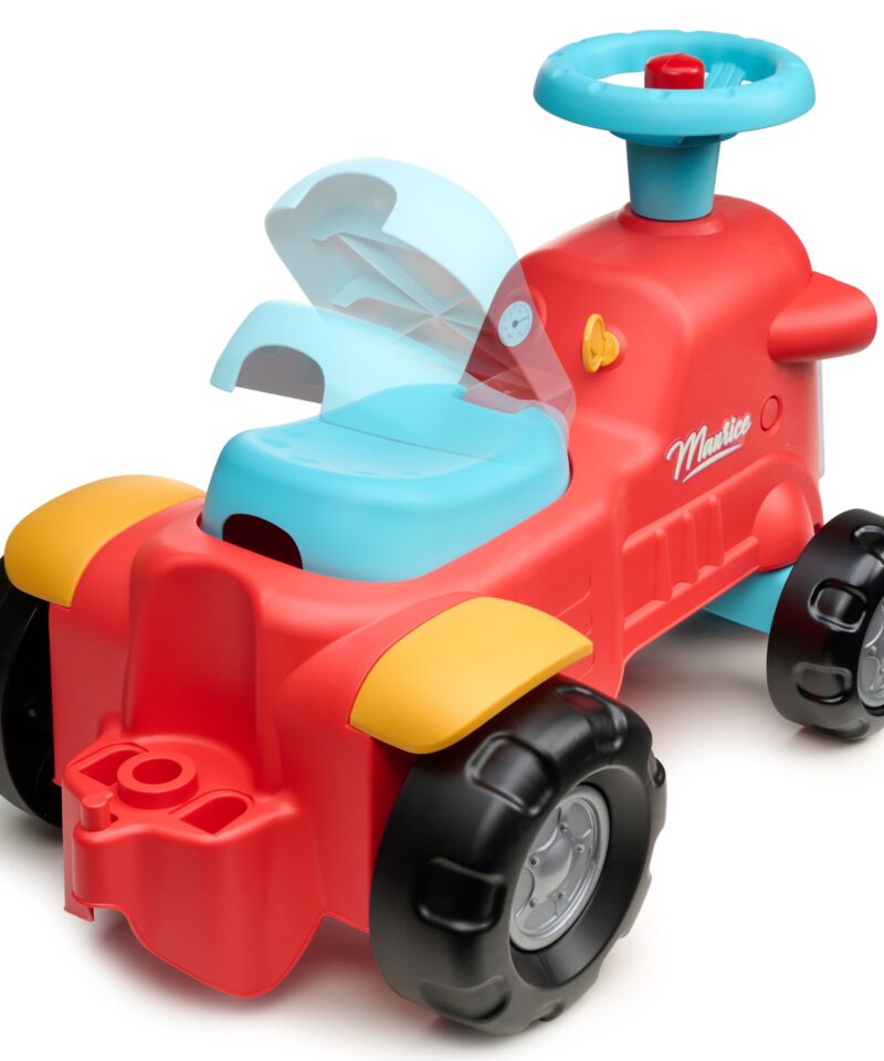 Lõbus traktor koos signaaliga