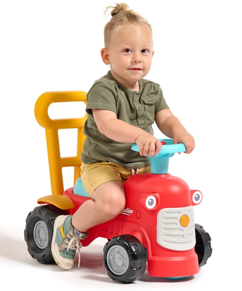 Lõbus traktor koos signaaliga