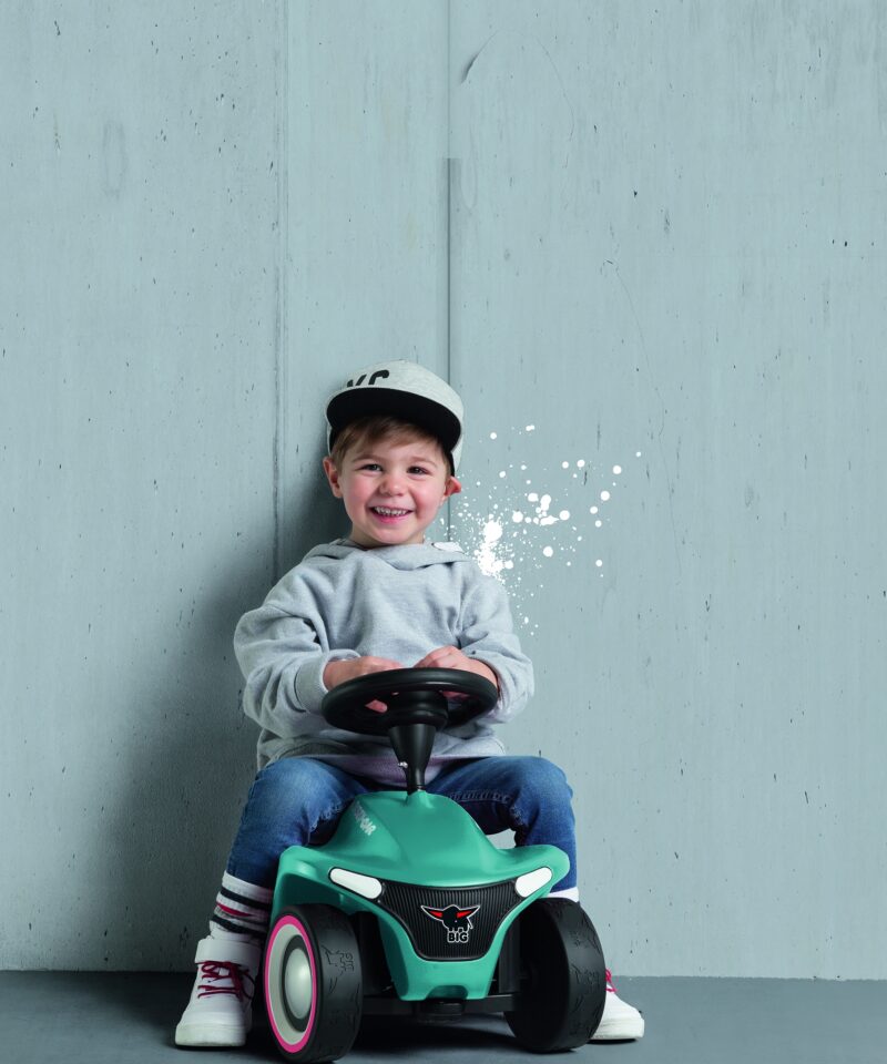 Ergonomilise disainiga laste sõiduk