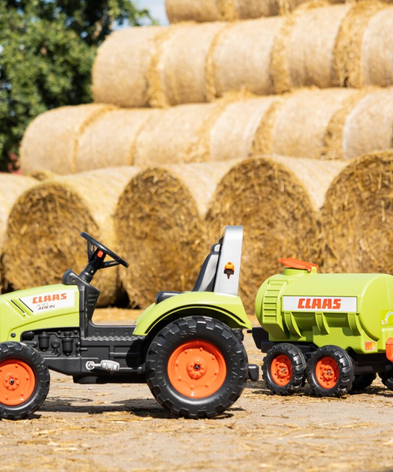 Realistlik mängutraktori lisavarustus