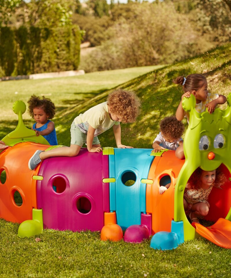 Laste mängutunnel koduaeda