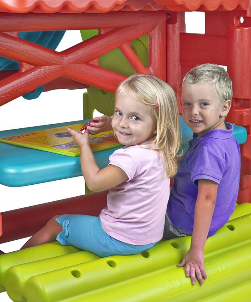 UV-kaitsega mänguväljak