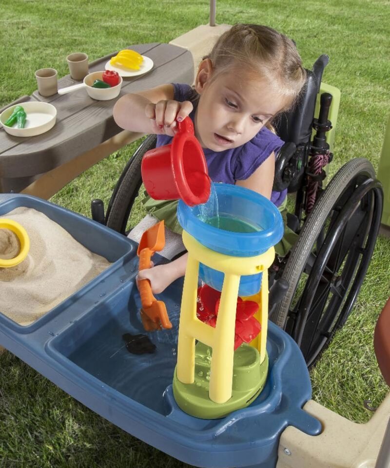 Laste mängupaviljon õuemängudeks