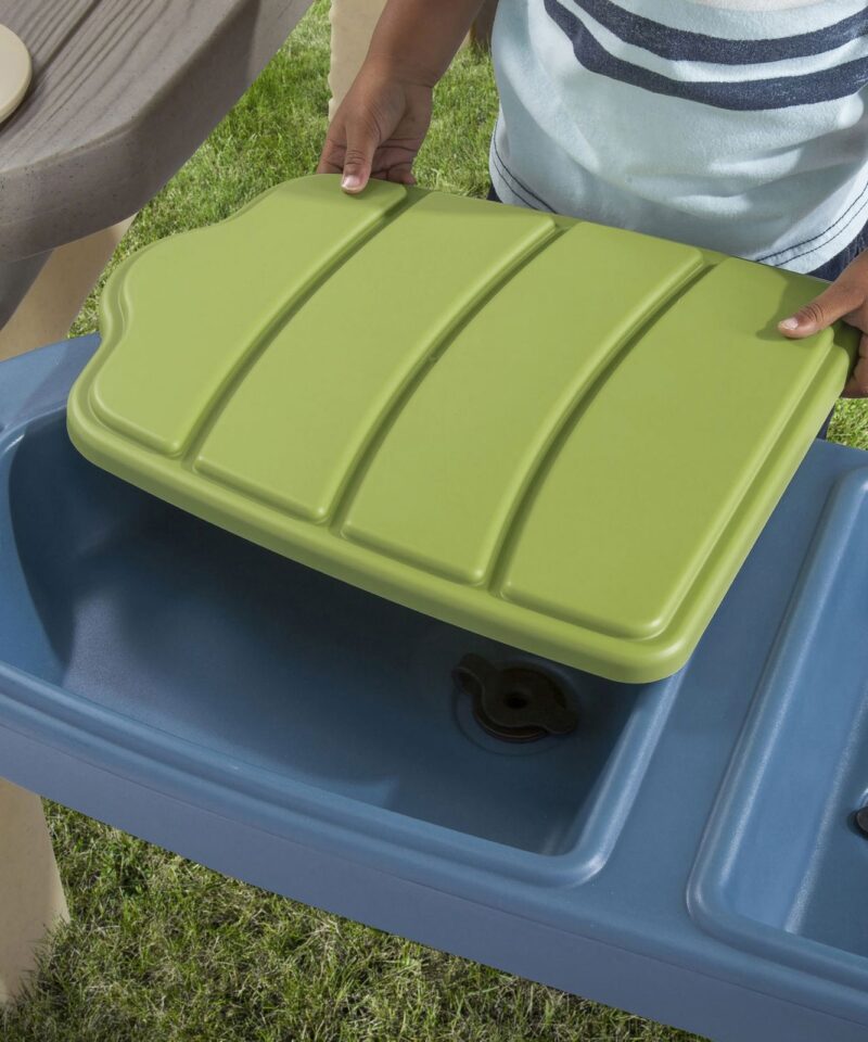 Laste mängupaviljon liiva- ja veemängudeks