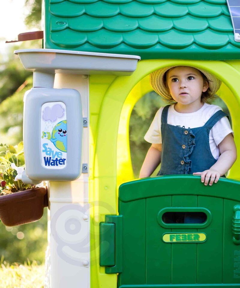 Mängumaja vihmavee kogumise võimalusega