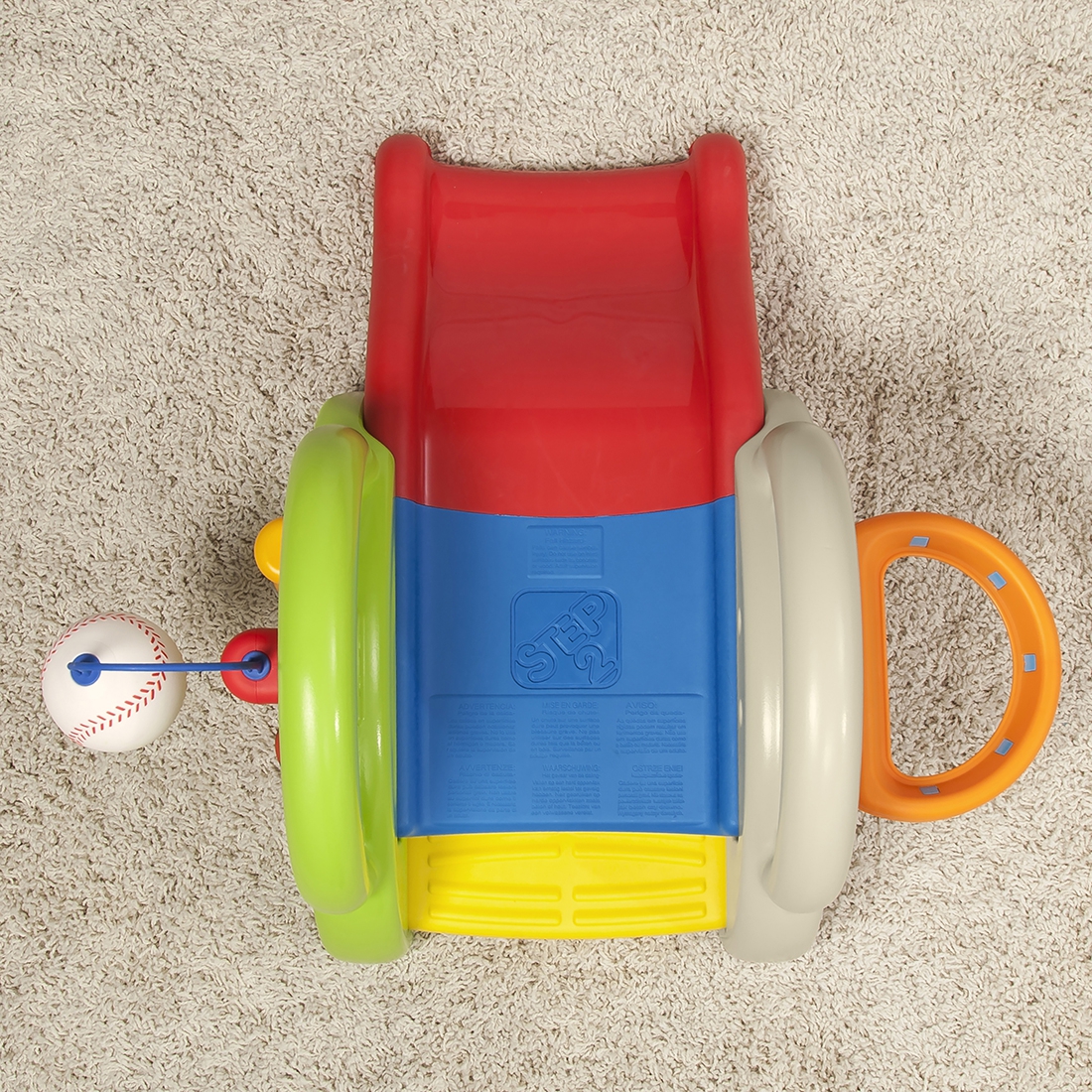 Laste mänguväljak ronimiseks ja libisemiseks