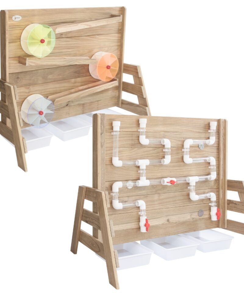 Puidust veemängu sein lastele mänguväljakul