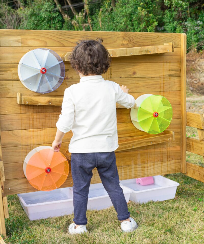 Looduslähedane veemängu sein lastele
