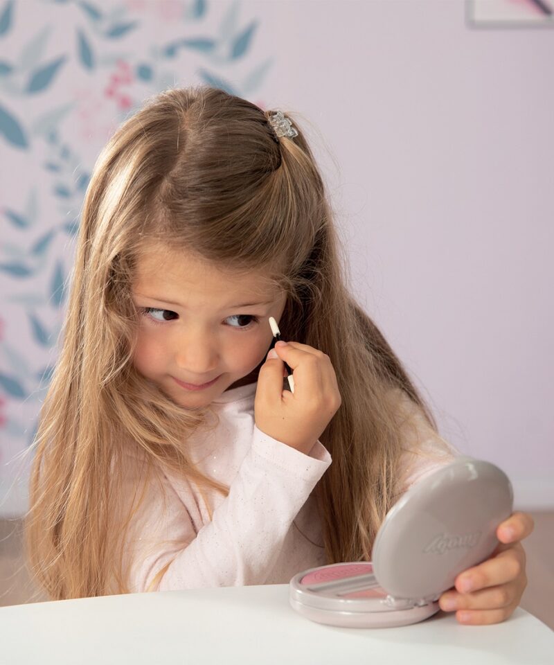 Kompaktne meigikomplekt lastele