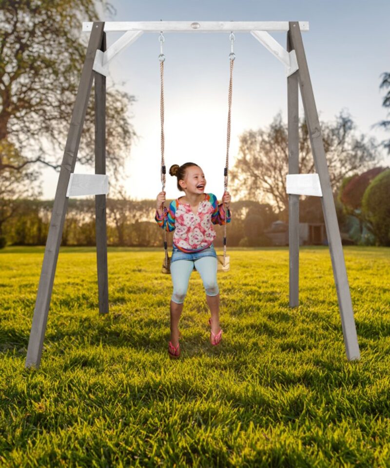 Kiik, mis sobib igasse mänguväljakusse