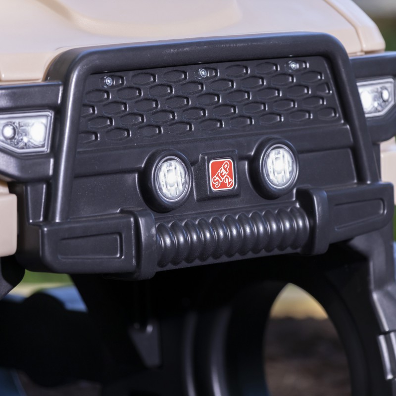 Mänguauto avatud katuse disain