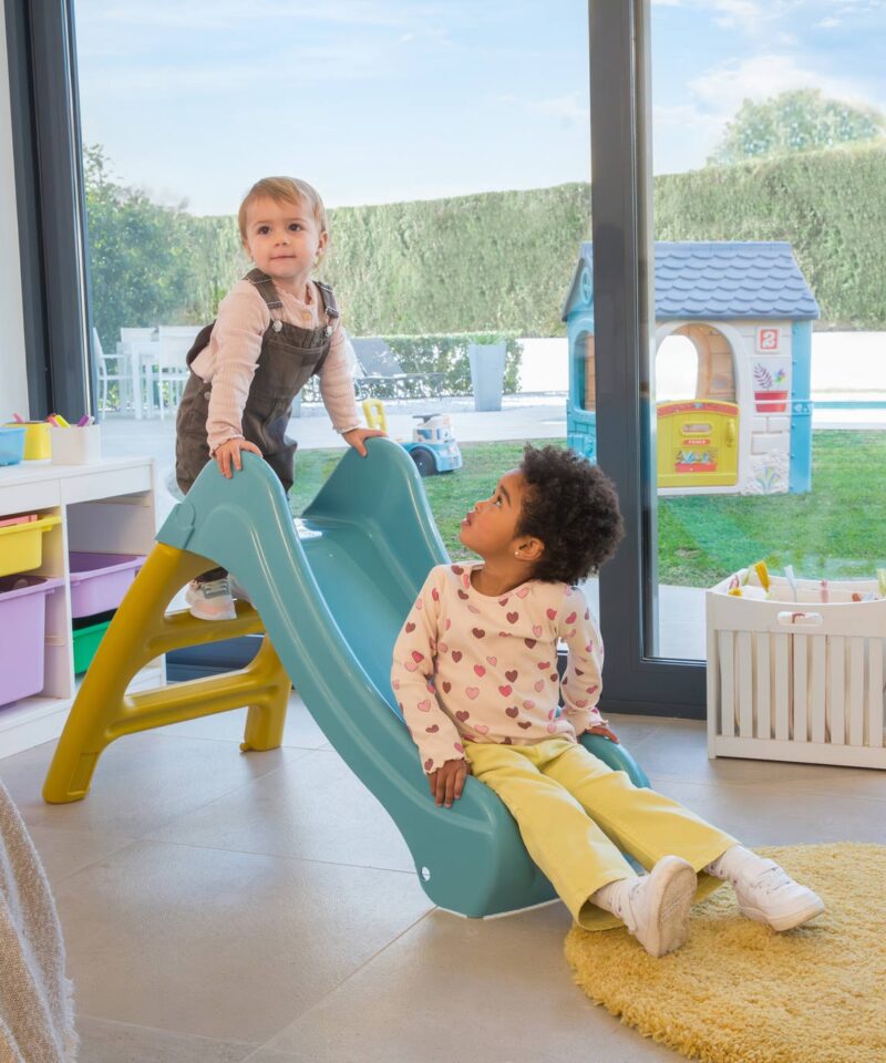 Turvaline veemänguala koduaias