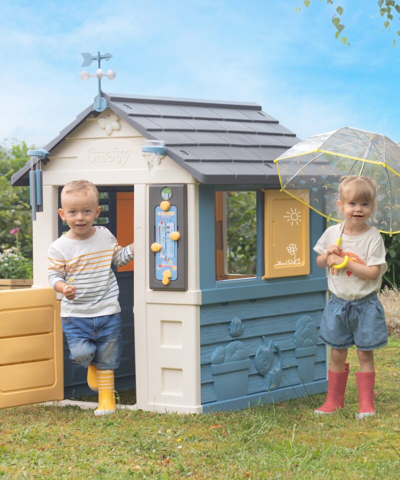 Värvikas mängumaja lastele