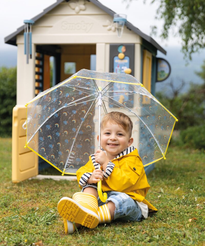 Mängumaja akende ja uksekellaga