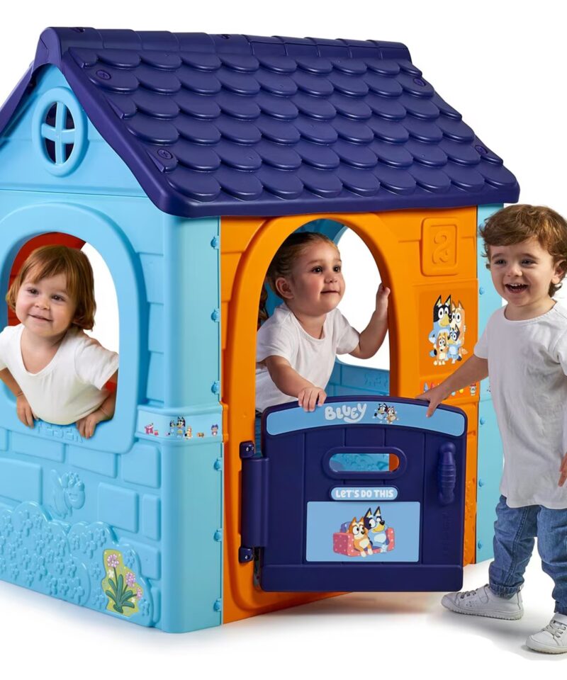 Laste aiamaja koos postkastiga