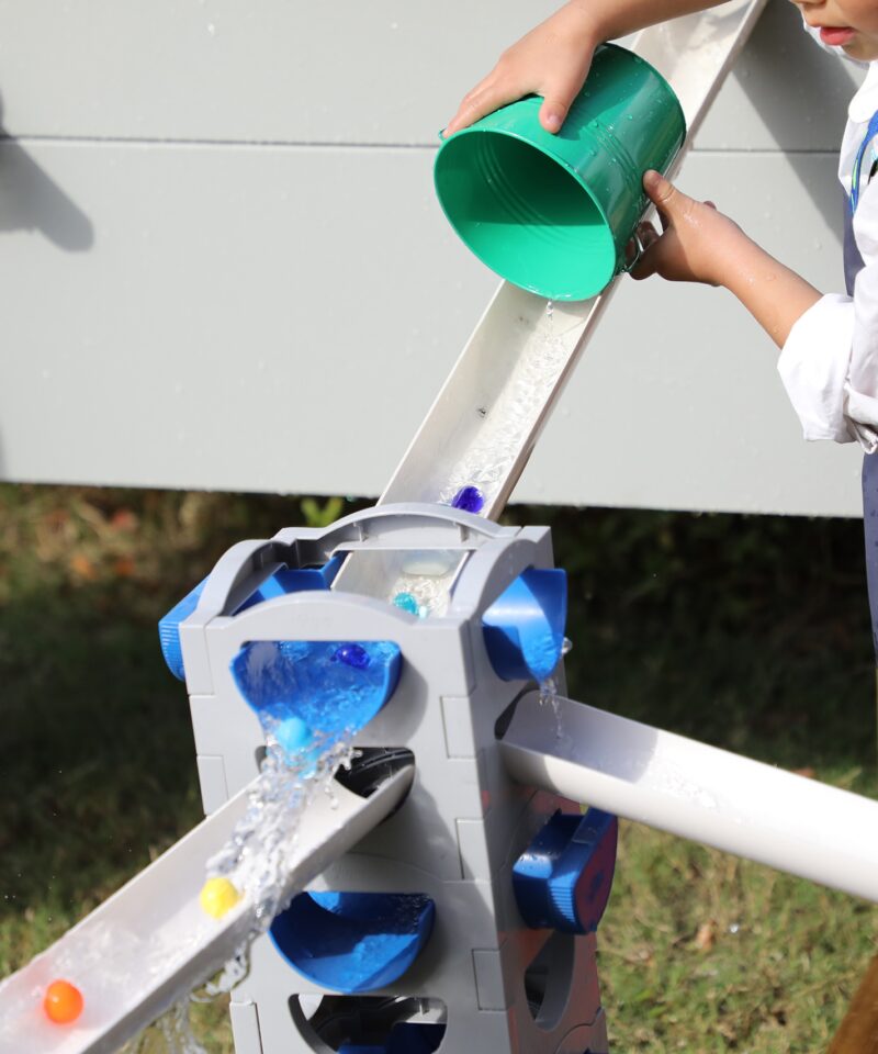 Lastele mõeldud veemänguväljak