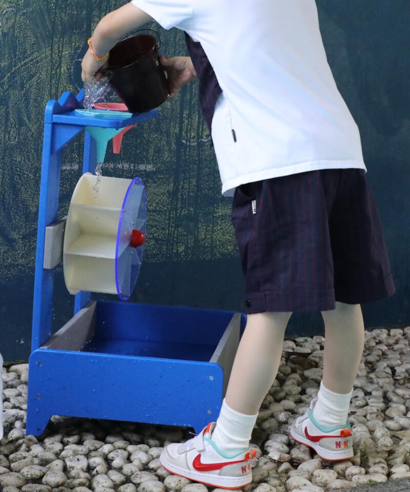 Veemängu komplekt arendab loovust