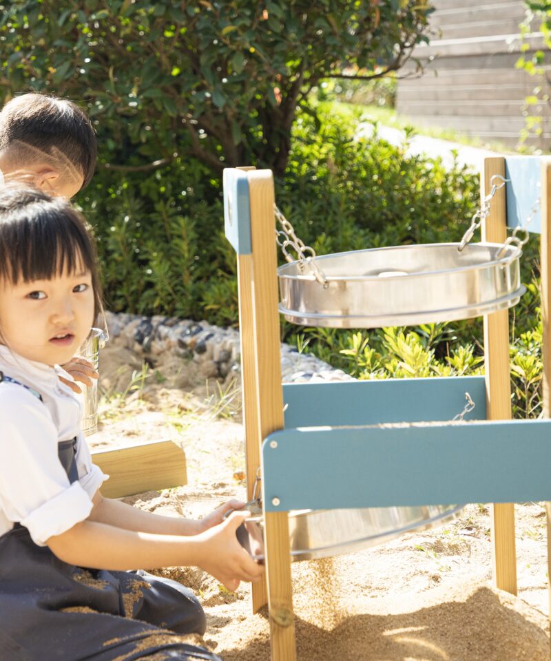 Hariv ja lõbus liivakastisõel