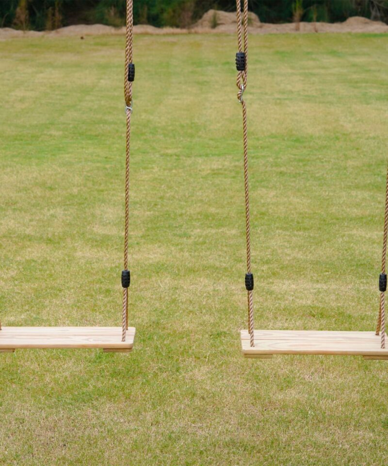 Lastele sobiv seiklusmänguväljak