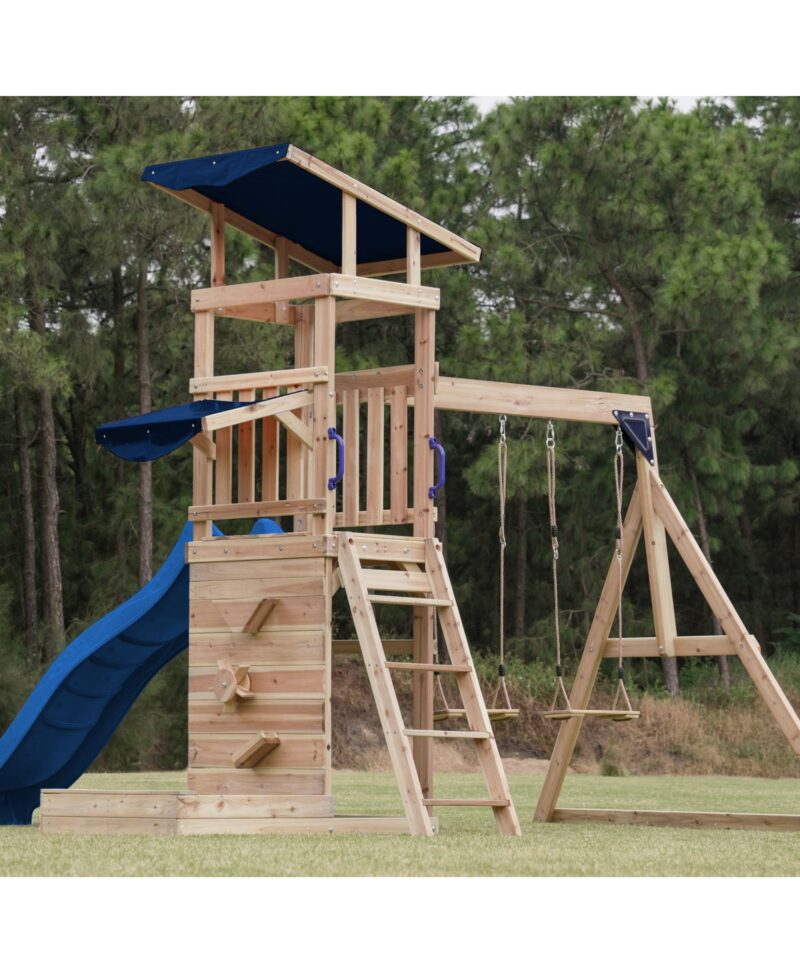 Lastele sobiv seiklusmänguväljak