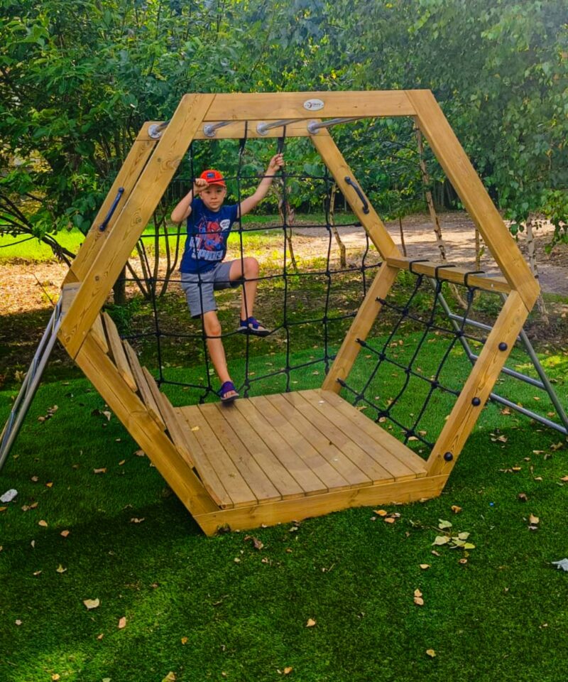 Mänguväljaku ronimisvõrk ja redel