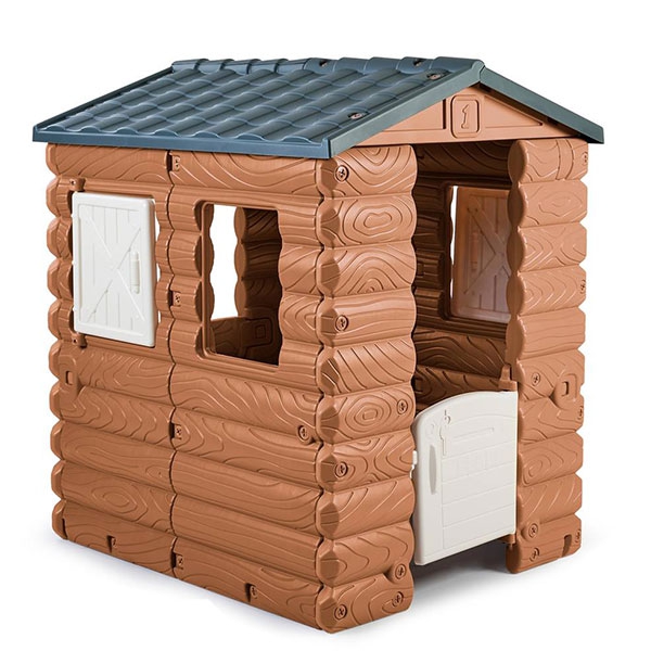 Laste mängumaja aias